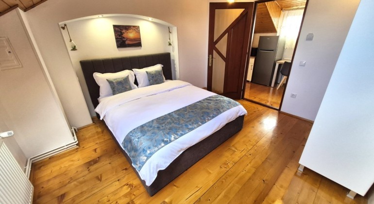 Apartamente Regim Hotelier Central Apartmans Targu Mures